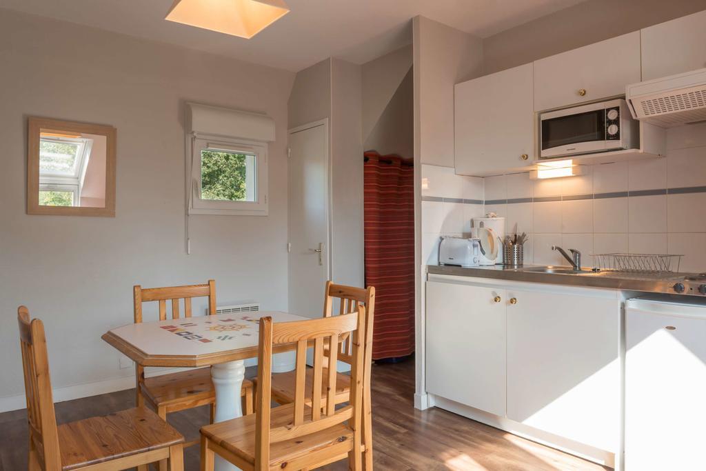 Appartements Les Ormes Epiniac Exteriör bild