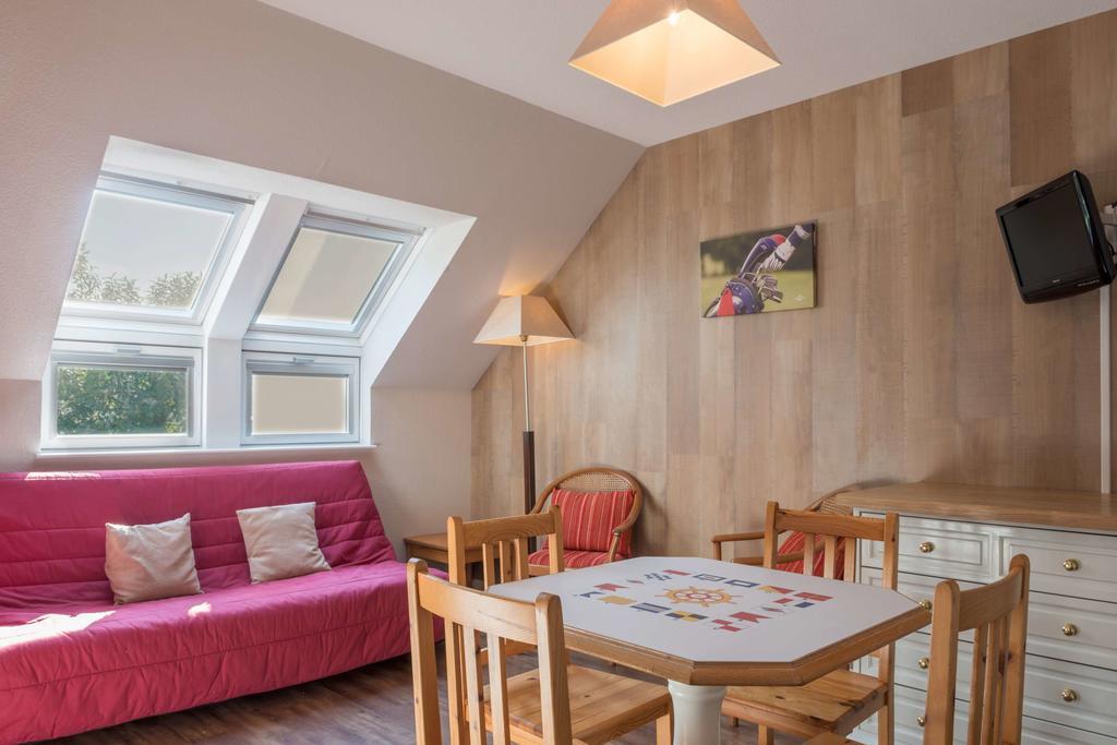 Appartements Les Ormes Epiniac Exteriör bild